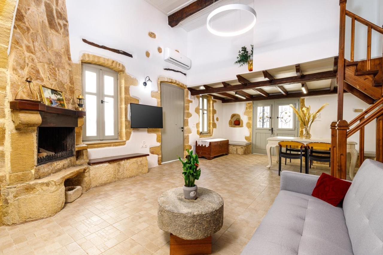Mansion Fabrica Villa Kallergiana Bagian luar foto